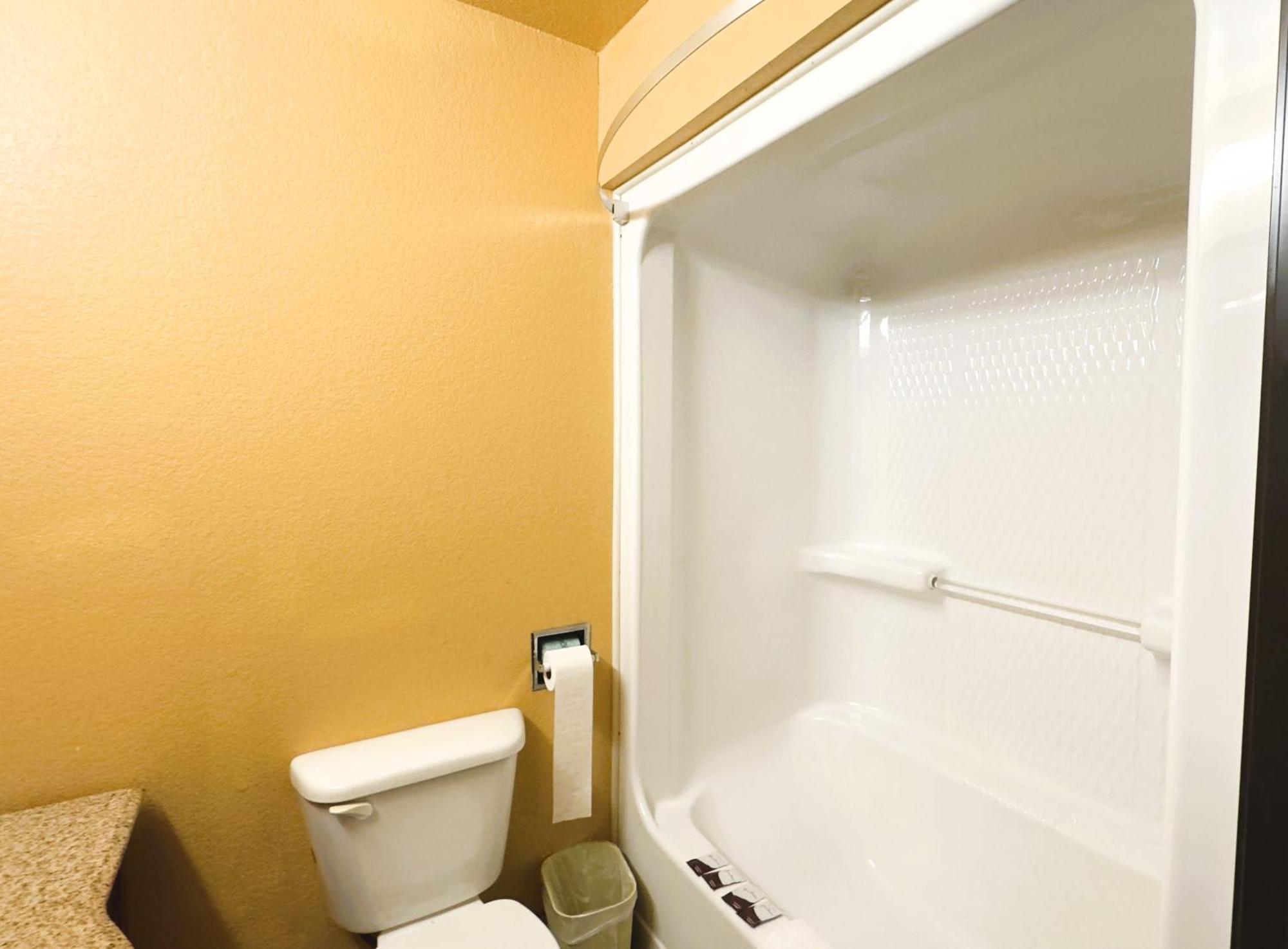 Quality Inn & Suites Mcalester On Hwy 69 & Us 75 Esterno foto