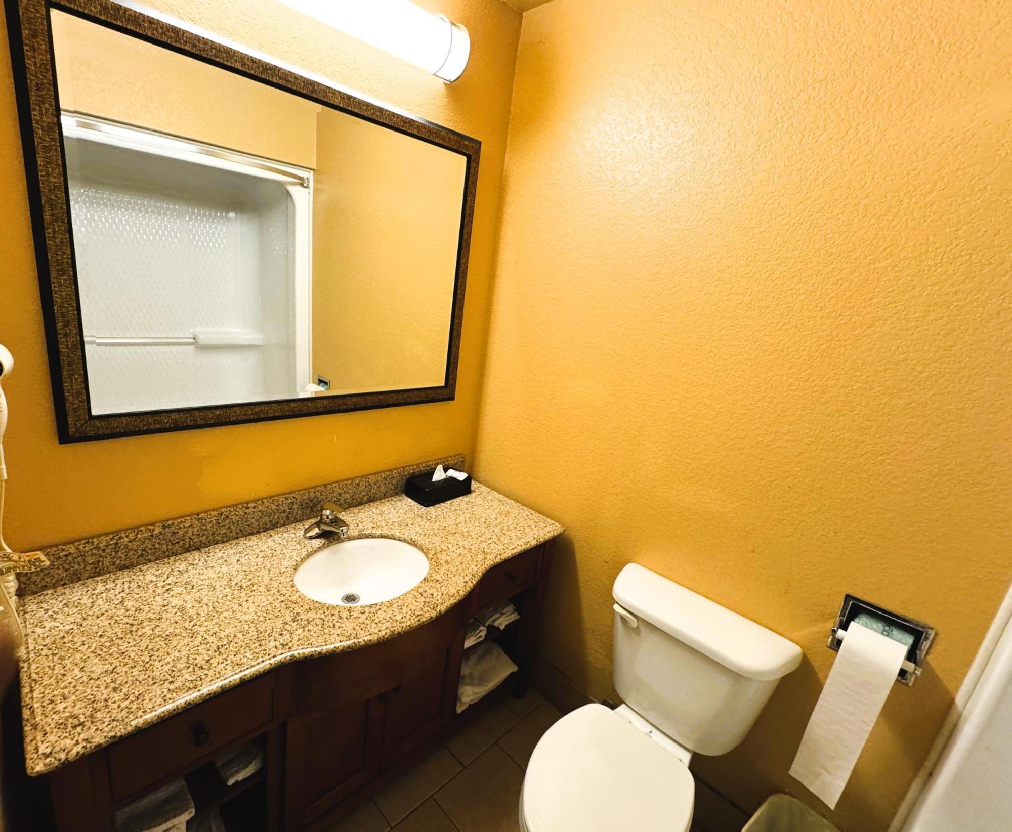 Quality Inn & Suites Mcalester On Hwy 69 & Us 75 Esterno foto