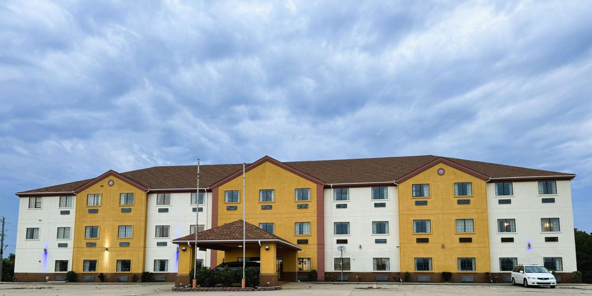 Quality Inn & Suites Mcalester On Hwy 69 & Us 75 Esterno foto